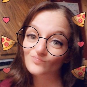 Meet your Posher, Manda